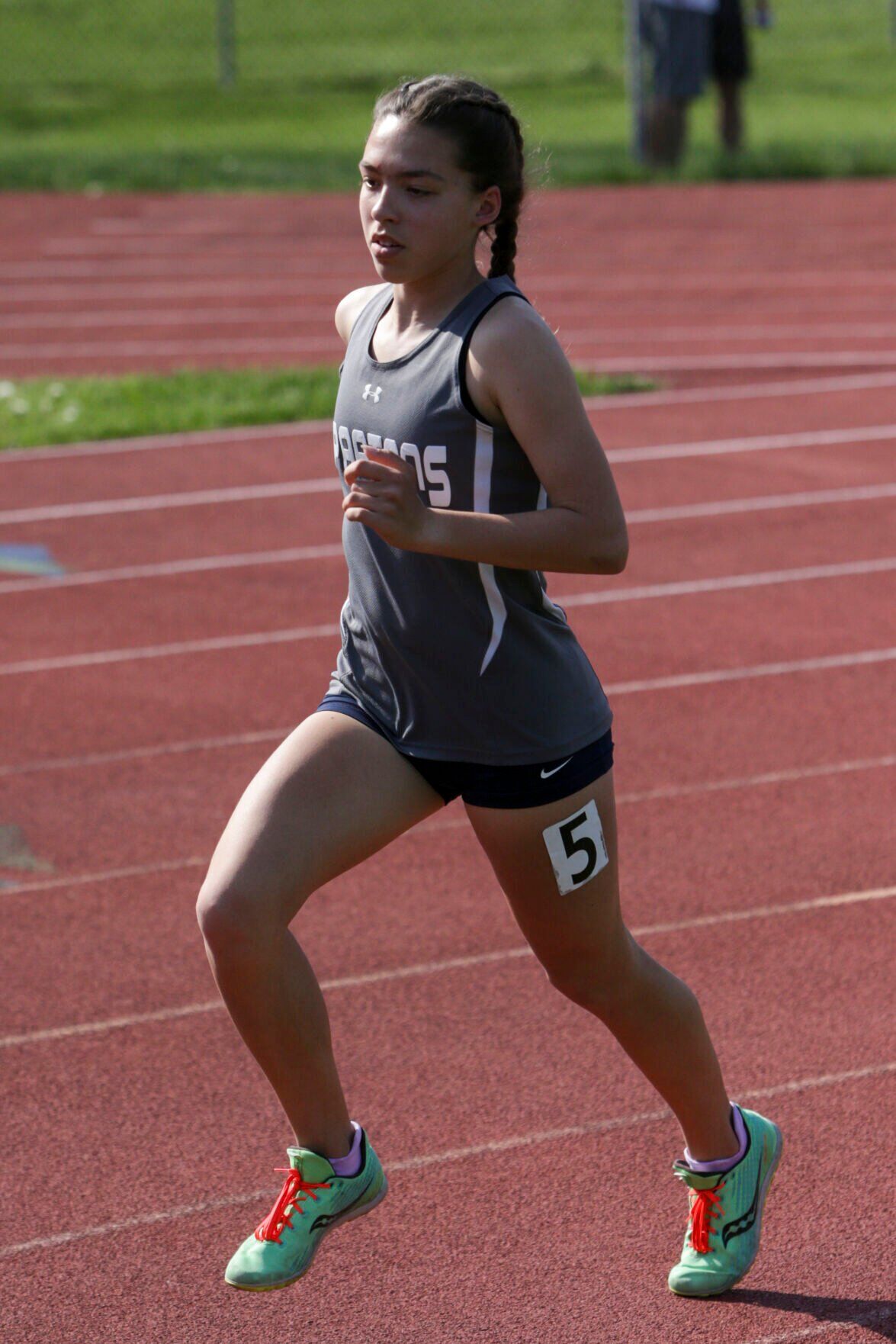 051222-qc-spt-district track-04.jpg